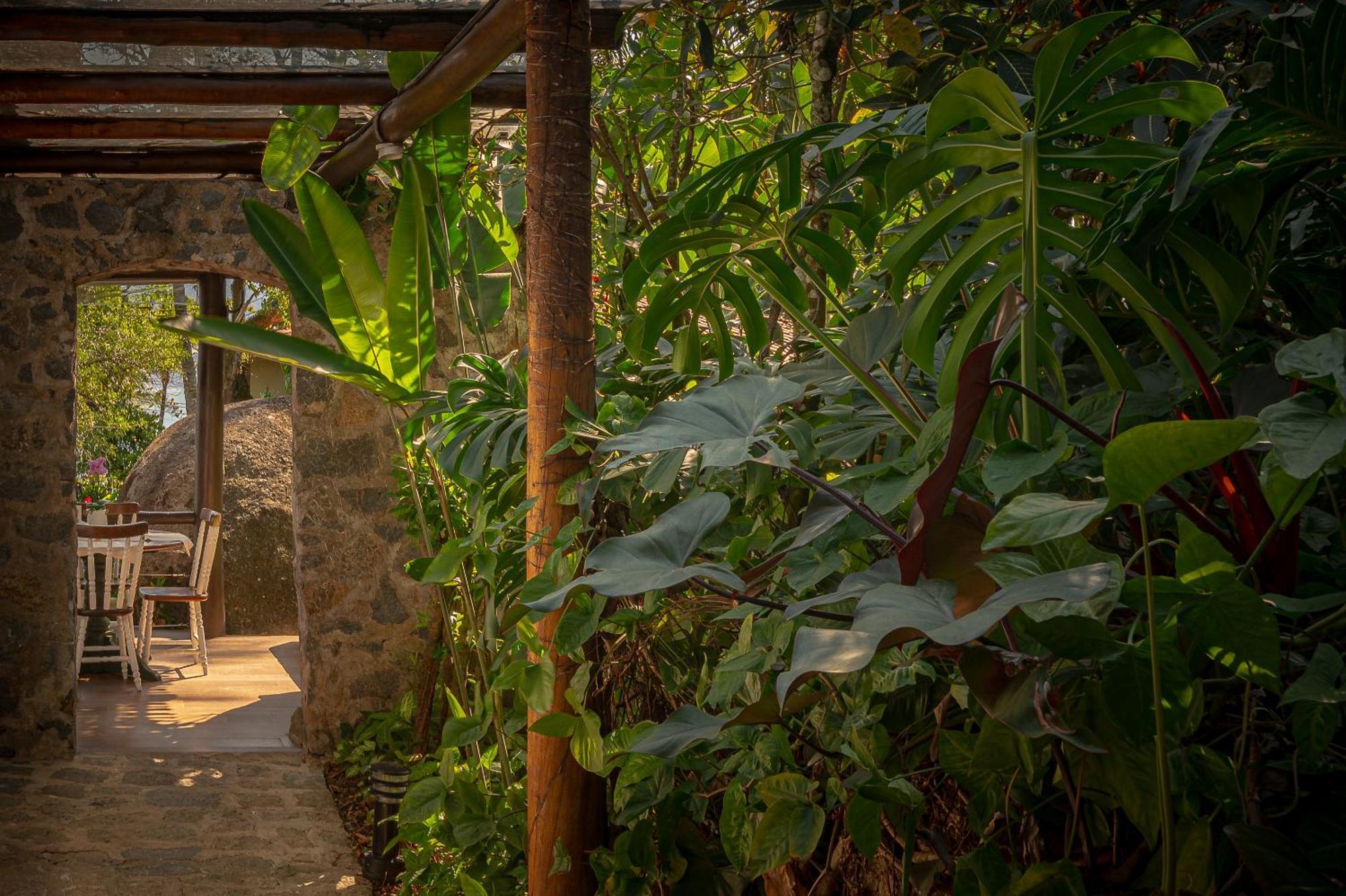 Porto Pacuiba Hotel Ilhabela Kültér fotó